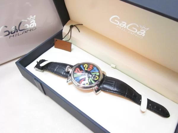 ガガミラノ 黒　レザーベルト　ステンレス　手巻き腕時計　マヌアーレ 買取実績です。