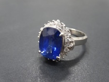 サファイヤ(sapphire)のリング買取なら宝石買取のエコスタイル銀座本店へ状態は
