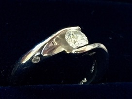 ダイヤモンドの0.303ct　プラチナダイヤモンドリングの買取実績です。