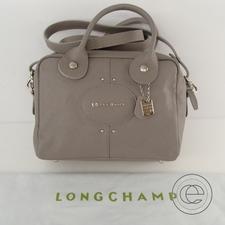 エコスタイルにてロンシャン(Longchamp)のクアドリのバッグをお買取致しました。状態は未使用品でございます。