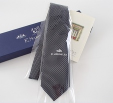 マリネッラのネクタイを買取させて頂きました。エコスタイル銀座本店です。状態は未使用品の状態になります。
