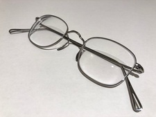 エコスタイル渋谷店では、アヤメ（ayame）のGMSメタルフレームメガネを買取ました。状態は目立つ傷汚れはありません。