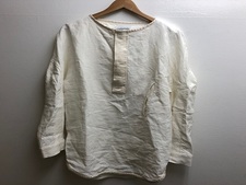 エコスタイル浜松鴨江店にて、J.W.アンダーソンの　ベージュ　リネン　ハーフジップアップシャツ（通常使用品）を買取致しました。状態は通常使用感があるお品物です。