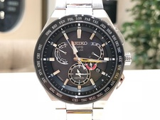 セイコー アストロン　黒　SBXB123　8X53-0AV0-2　チタンモデル　腕時計 買取実績です。
