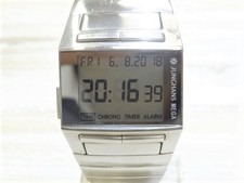 ユンハンス(JUNGHANS)の26/4513メガ1000電波時計を買取致しました。エコスタイル銀座本店です。状態は若干の使用感がある中古品です。