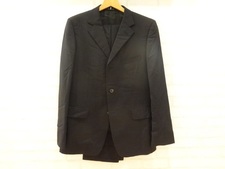 グッチのカシミヤ混 ササイドベンツ シングル スーツをエコスタイル銀座本店で買取致しました状態は通常使用感があるお品物です。