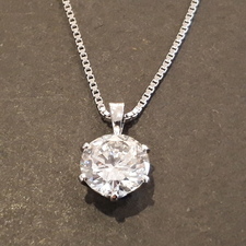 ダイヤモンド 3.45ctダイヤモンド　プラチナ　ネックレス　5.7g 買取実績です。