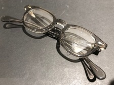 タートオプティカル クリアグレー　AR　セルフレーム眼鏡 買取実績です。