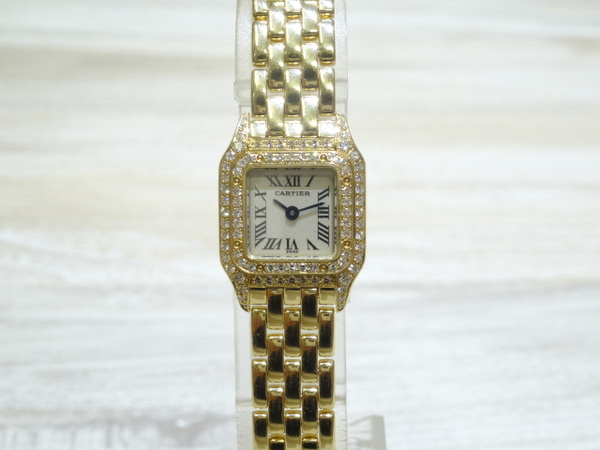カルティエのミニパンテール 750 純正 2重ダイヤモンドベゼル 腕時計の買取実績です。