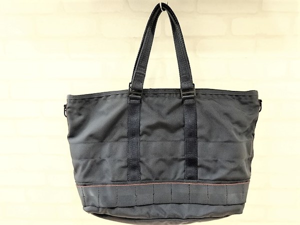 ブリーフィングの×ビームスプラス別注　ネイビー　 MIL TRAINING TOTE　※ショルダー欠品の買取実績です。