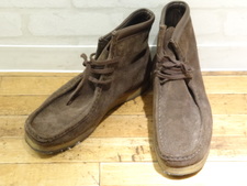 トムフォードのブラウン スエード ワラビーブーツを靴買取のエコスタイル銀座本店で買取致しました。状態は通常使用感があるお品物です。