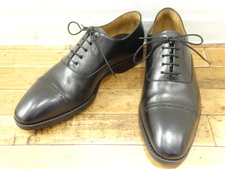 ヤンコの14727 クオーターブローグ ストレートチップ シューズをブランド靴買取のエコスタイル銀座本店で買取致しました。状態は通常使用感があるお品物です。