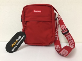 シュプリームの18春夏 Shoulder Bag ショルダーバッグ 赤の買取実績です。