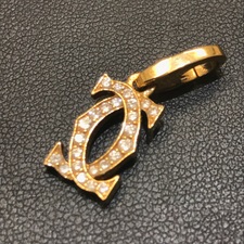 カルティエ（Cartier）のダイヤモンド 2C チャームをお買取させていただきました。カルティエ買取ならエコスタイルにお任せください！状態は通常使用感のあるお品物です。