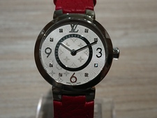 エコスタイル新宿三丁目店で、ルイヴィトンのレディース時計、Q12MG 8PDのタンブールを買取りました状態は新品同様のお品物です。