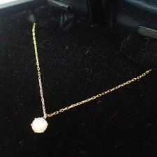エコスタイル宅配買取センターでシエナのダイヤモンドネックレスを買取致しました。状態は通常使用感のあるお品物です。