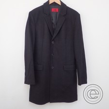 ヒューゴボスの黒ヴァージンウールチェスターコートを買取させて頂きました。ヒューゴボスなどブランド洋服買取ならエコスタイルへ状態は通常使用感のある綺麗な中古品