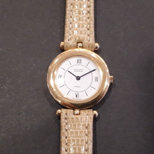 ヴァンクリーフ&アーペルのK18 ラウンド クォーツ時計を買取りました。東京都港区のブランド&ファッション出張買取リサイクルショップ「エコスタイル広尾店」状態は通常使用感のある中古品