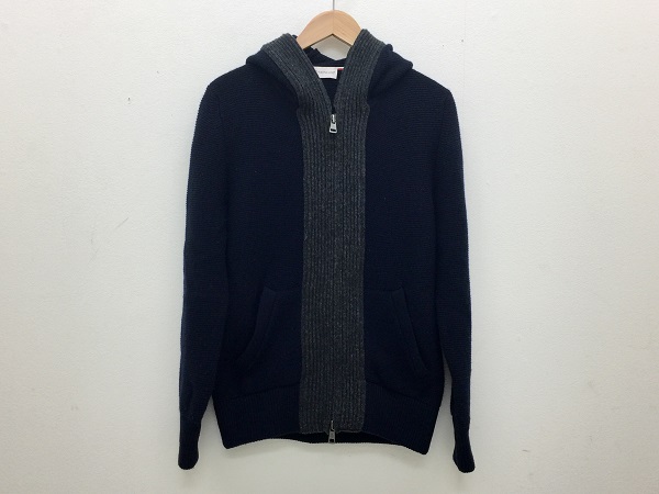 モンクレールのモンクレール（MONCLER）ネイビー MAGLIONE TRICOT CARDIGAN ニット　パーカーの買取実績です。