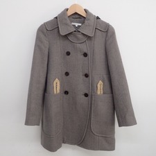 出張買取でカルヴェンのコートをお売りいただきました。エコスタイル新宿南口店です。状態は通常中古品になります。