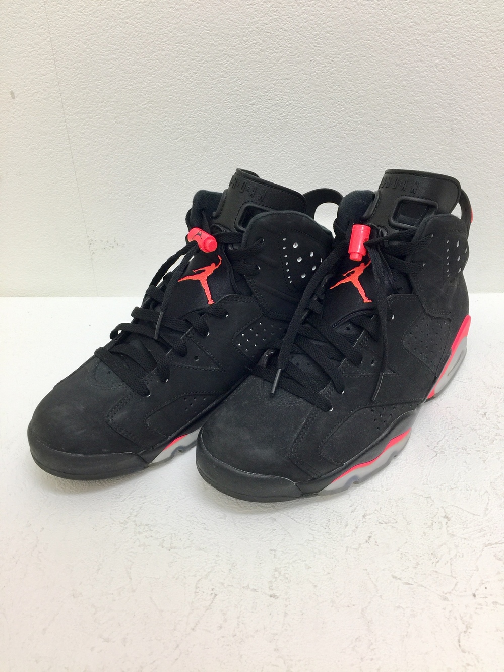 ナイキの14年製 黒 384664-023 AIR JORDAN 6 RETRO INFRAREDの買取実績です。