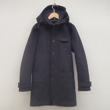 フレッドペリーのF2292 防風メルトン フーデット コートをブランド洋服買取のエコスタイル浜松鴨江店で買取致しました。状態は通常使用感があるお品物です。