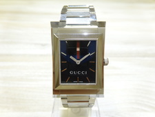 グッチ シルバーSS 111M シェリー文字盤 スクエアケース 腕時計 買取実績です。