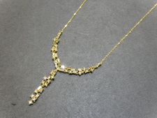 ノーブランドのK18 1.15ct デザイン ダイヤモンド ネックレスを宝石買取のエコスタイル銀座本店で買取致しました。状態は
