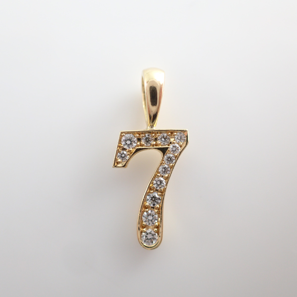 アイファニーの18KYG ダイヤモンド ナンバー NO.7 ペンダントトップの買取実績です。