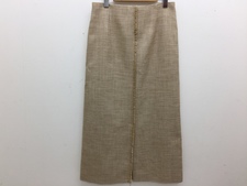 エコスタイル浜松鴨江店にて、ボールジーの18年製、ベージュのハイウエストIラインスカートを買取しました。状態は通常使用感のあるお品物です。