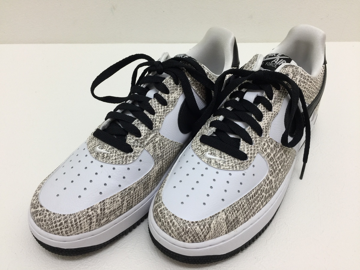 ナイキの845053-104  AIR FORCE 1 LOW RETROの買取実績です。