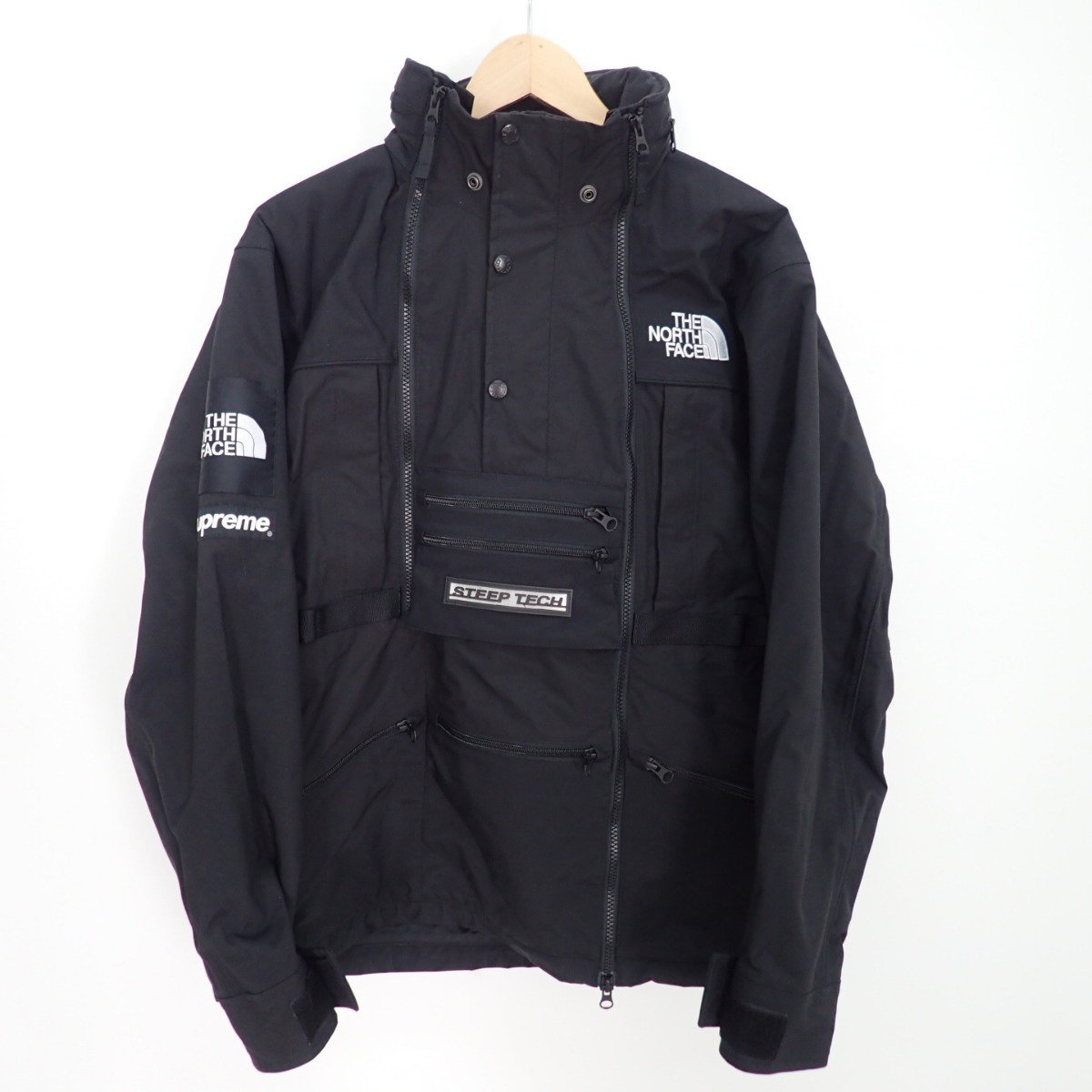 ノースフェイスの×Supreme シュプリーム　NP016011　STEEP TECH RAIN SHELL スティープテックレインシェルの買取実績です。