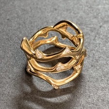エコスタイル銀座本店で、クリスチャンディオールのボワ・ドゥ・ローズコレクションのダイヤのリングを買取ました。状態は若干の使用感がある中古品です。