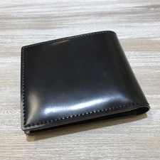 エコスタイル銀座本店でガンゾの未使用のシェルコードバン2の2つ折り財布を買取ました。状態は新品同様品。非常に状態の良い商品です。