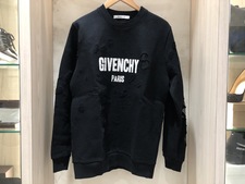 エコスタイル渋谷店で、ジバンシィのデストロイスウェットシャツ(2019-20秋冬)を買取ました。状態は若干の使用感がある中古品です。