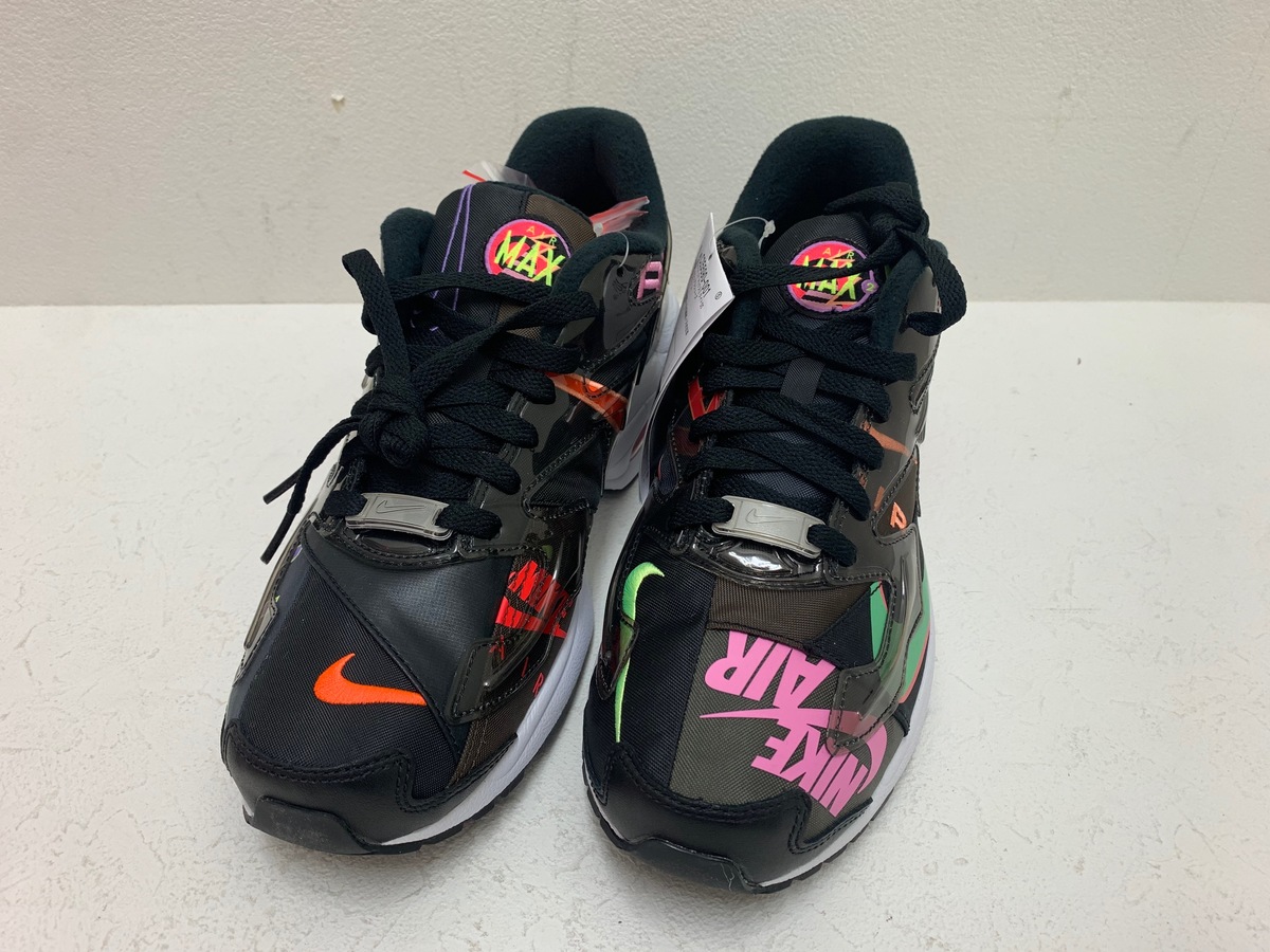 ナイキのCI5590-001 ×ATMOS AIRMAX2 LIGHT BLACK スニーカーの買取実績です。