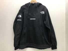 ノースフェイスのNT101602 ×シュプリーム 16SS 黒 STEEP TECH SWEAT SHIRTの買取実績です。