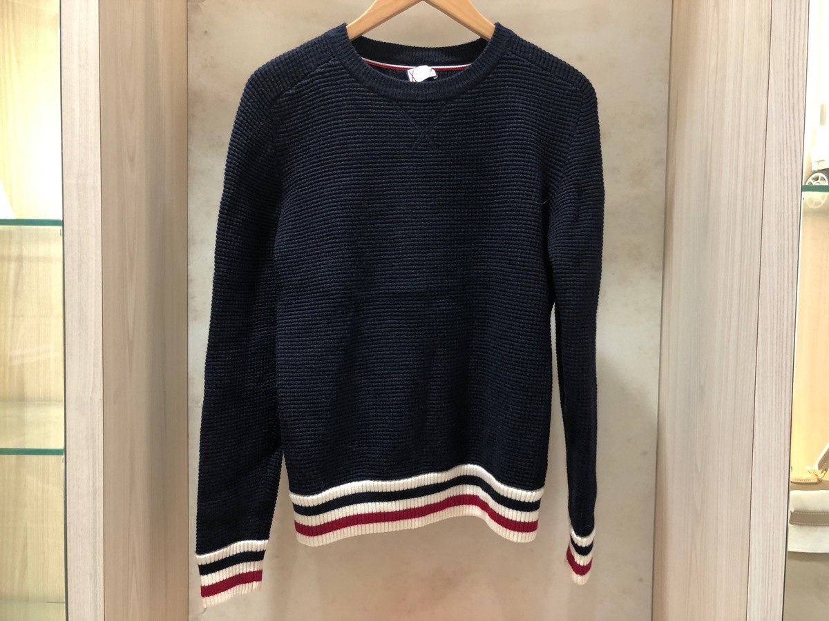 モンクレールのガムブルー 2017年製 maglione tricot girocollo クルーネックニットの買取実績です。