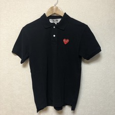 エコスタイル大阪心斎橋店にて、通常のご愛用感のプレイコムデギャルソンのブラック、ポロシャツを高価買取いたしました。状態は通常使用感のお品物です。