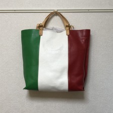 エコスタイル大阪心斎橋店にて、イルビゾンテのマルチカラー、レザートートバッグ(COWHIDE HANDBAGItalian Flag、A2185/B)の新品未使用品を高価買取いたしました。状態は新品未使用品です。