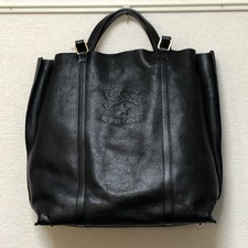 エコスタイル大阪心斎橋店にて、一度も使用していないイルビゾンテのブラック、レザーバッグ(COWHIDE HANDBAGBlack、A2185/M)を高価買取いたしました。状態は新品未使用品です。