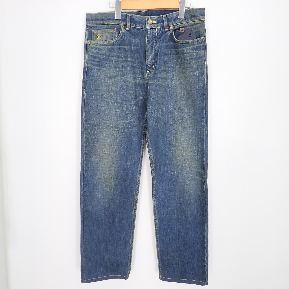 ルイヴィトンのウォッシュドデニムパンツ　1A23GK INDIGHO WASHED REG JEANS　の買取実績です。