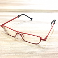 テオのレッド cool メタルフレーム メガネをエコスタイル銀座本店で買取いたしました。状態は通常使用感があるお品物です。