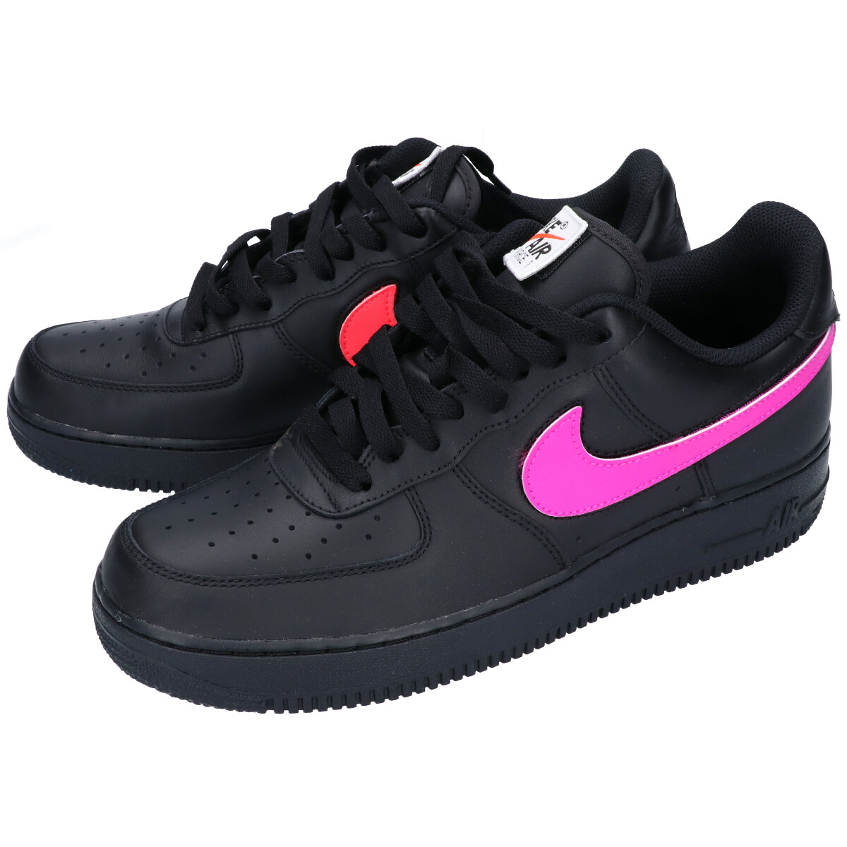 ナイキのAH8462-002 黒 AIR FORCE 1 LOW クイックストライクスニーカーの買取実績です。