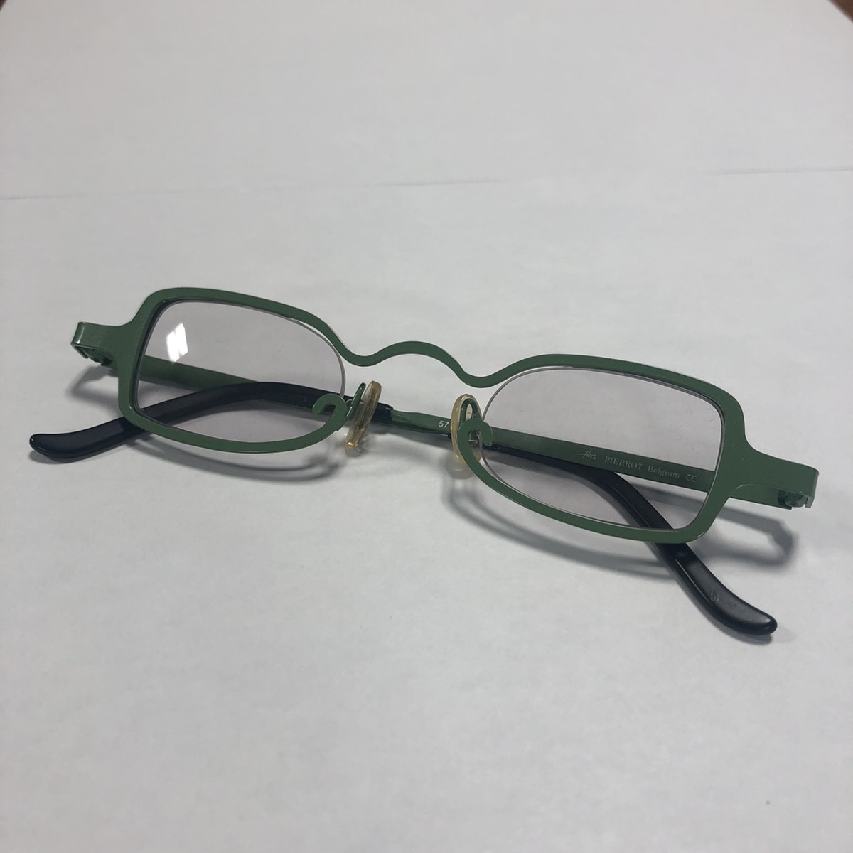 テオのグリーン　PIERROT　度入りメガネの買取実績です。