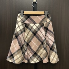 ブルーレーベル・クレストブリッジ 2016年製　ウール混　CBチェック(ピンク×ベージュ)　スカート 買取実績です。