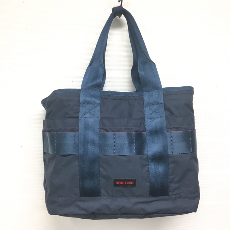 ブリーフィングのBRM181302 DISCRETE TOTE MW ディスクリート ナイロン トートバッグの買取実績です。