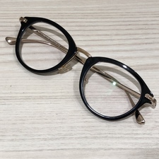エコスタイル渋谷店で、トムフォードの眼鏡(TF5497-001)を高価買取しています。状態は綺麗な状態の中古美品です。