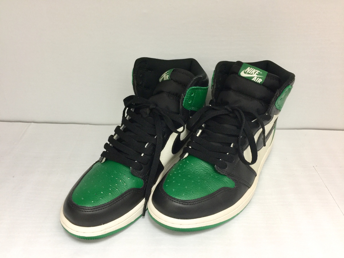 ナイキの18年製 555088 302 AIR JORDAN 1 RETRO HIGH OGの買取実績です。