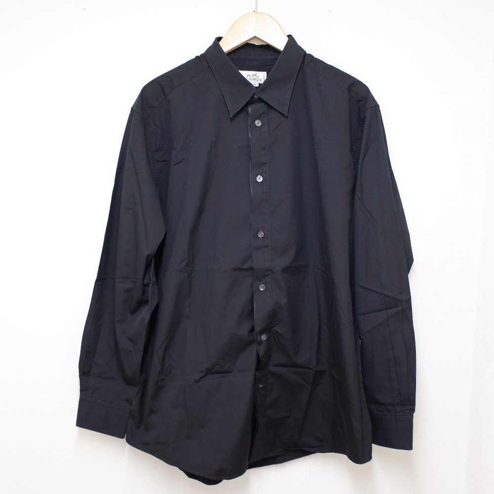 エルメスのブラック コットン/一部シルク 袖口セリエ釦 長袖シャツ 44の買取実績です。